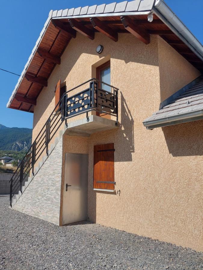Le Pre Fleuri A Guillestre - Appartements Neufs Classes Meubles De Tourisme 3 Etoiles - Parking Privatif المظهر الخارجي الصورة